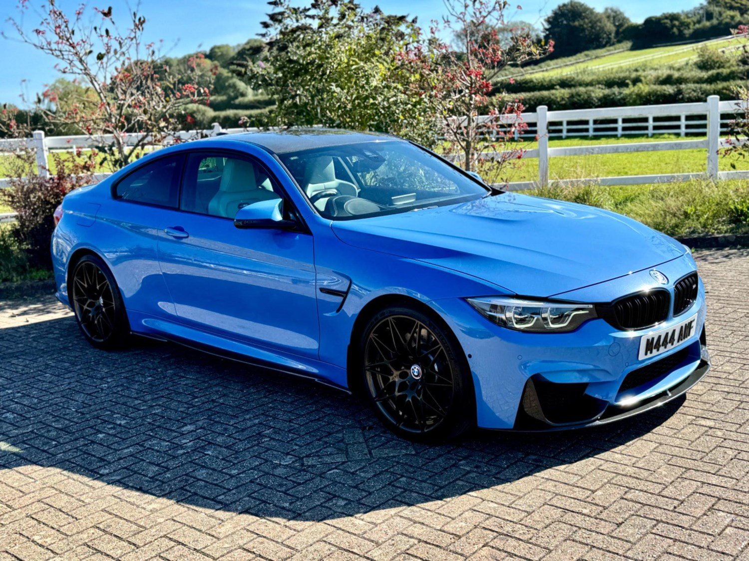 BMW M4 Listing Image