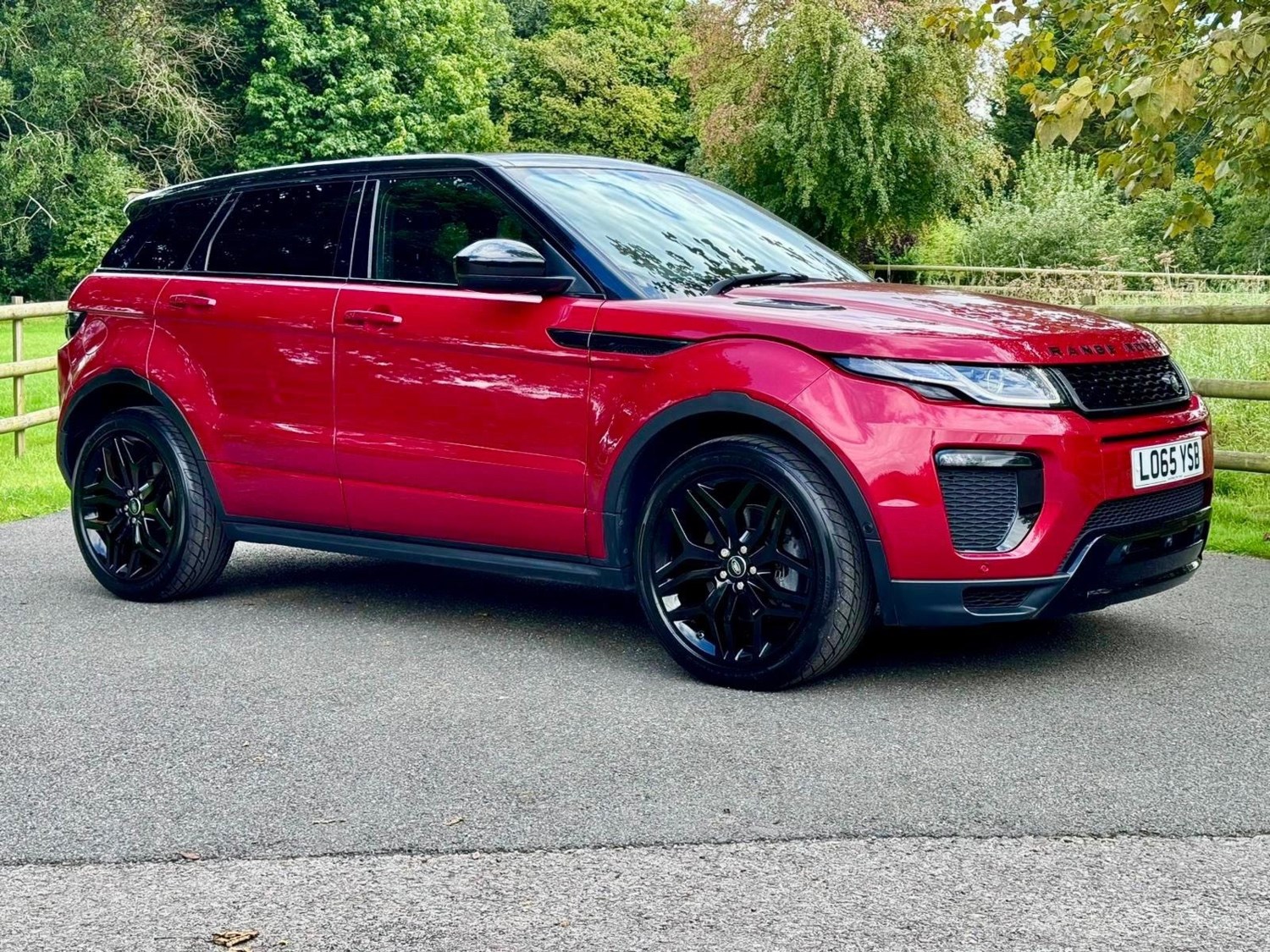 Land Rover Range Rover Evoque Listing Image