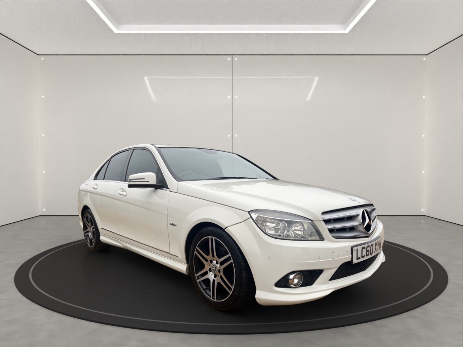 Mercedes-Benz C-Class Listing Image