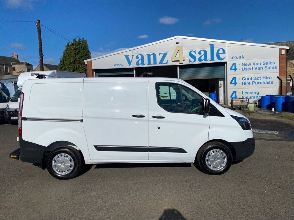 Ford Transit Custom Listing Image