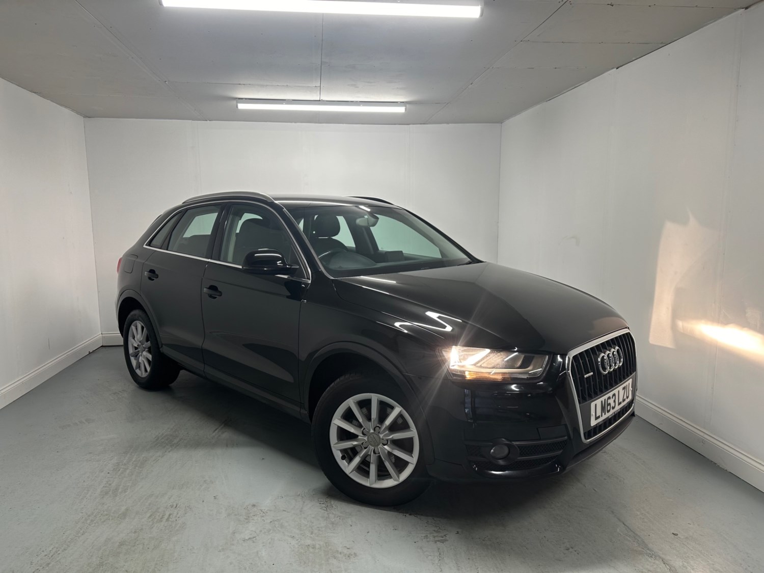 Audi Q3 Listing Image