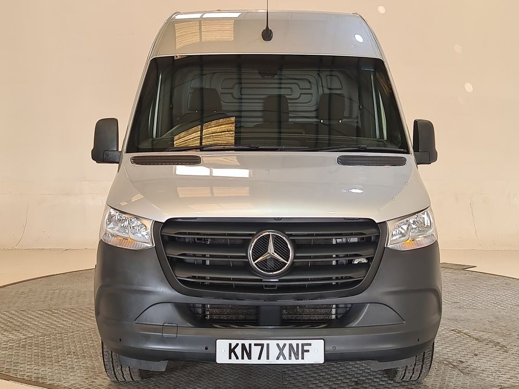 Mercedes-Benz Sprinter Listing Image