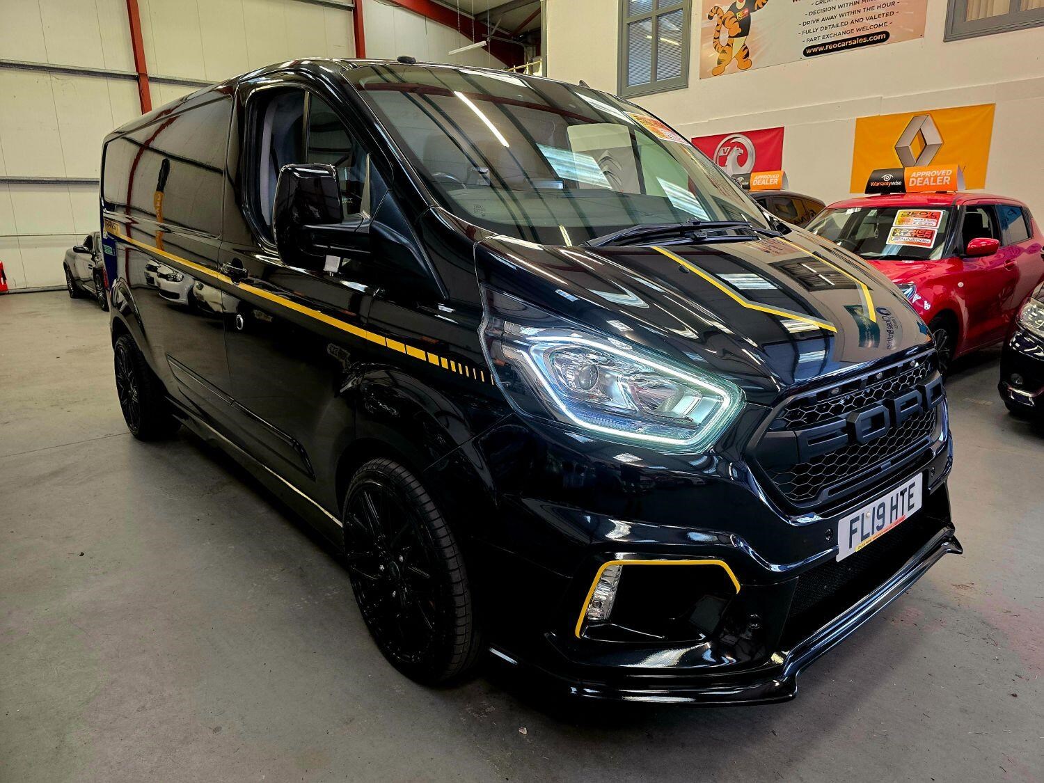 Ford Transit Custom Listing Image