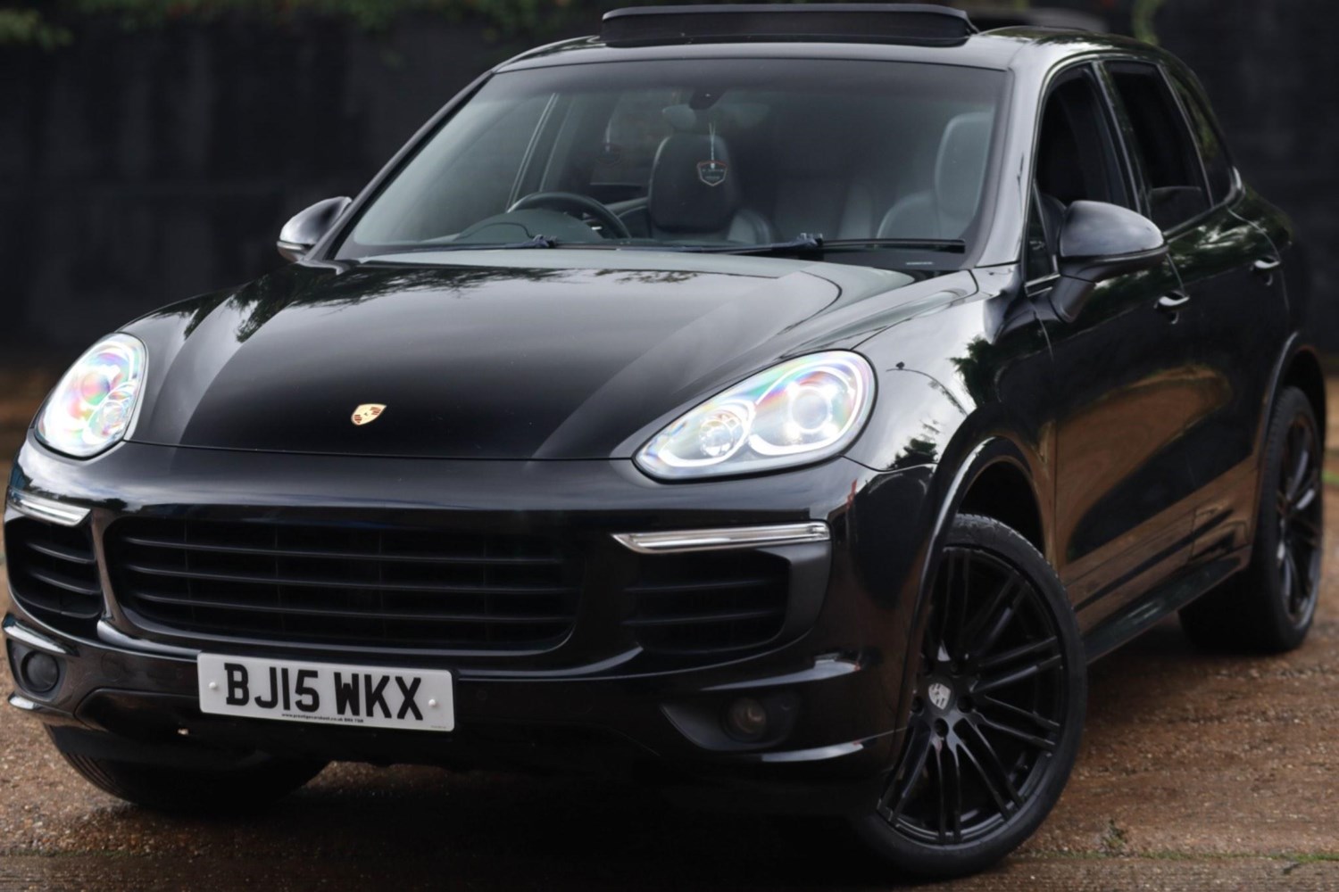 Porsche Cayenne Listing Image