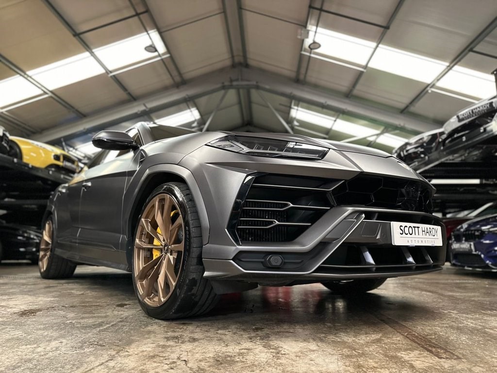 Lamborghini Urus Listing Image