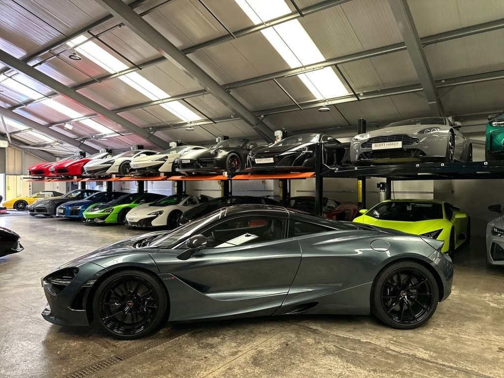 McLaren 720S Listing Image