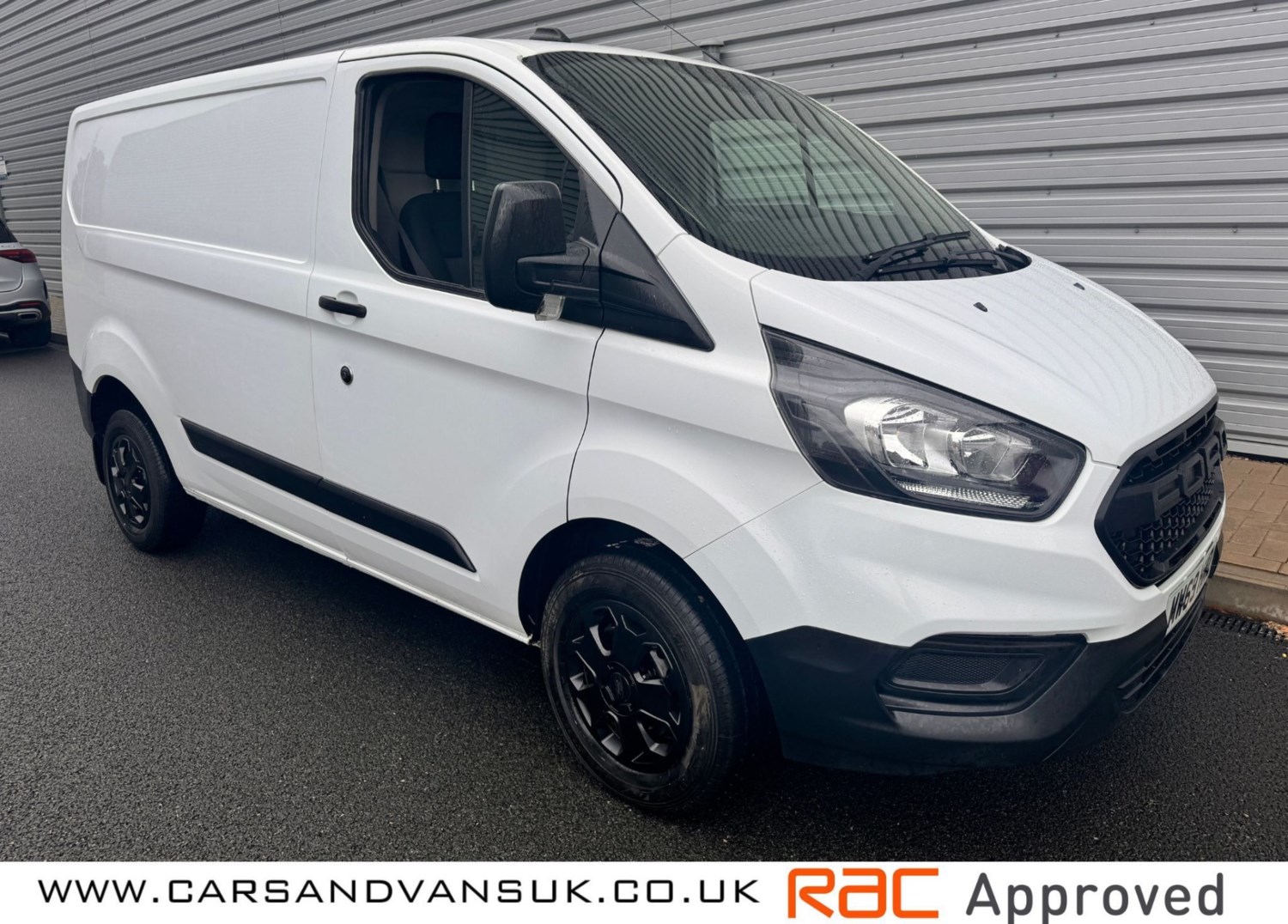 Ford Transit Custom Listing Image