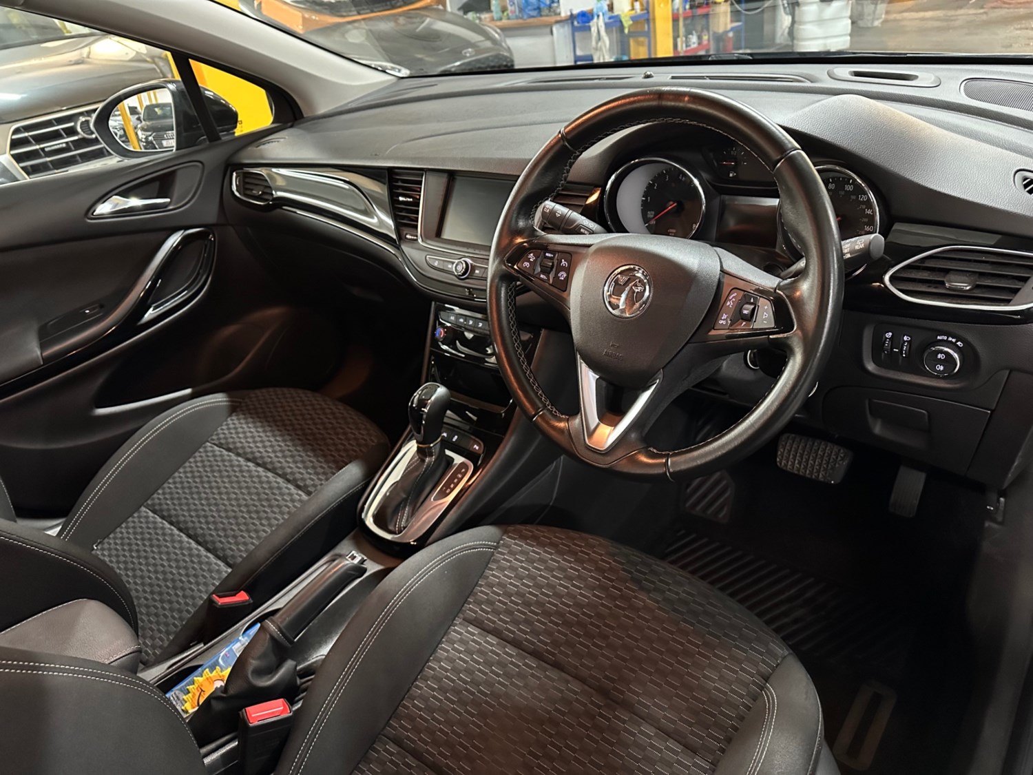 Vauxhall Astra Listing Image