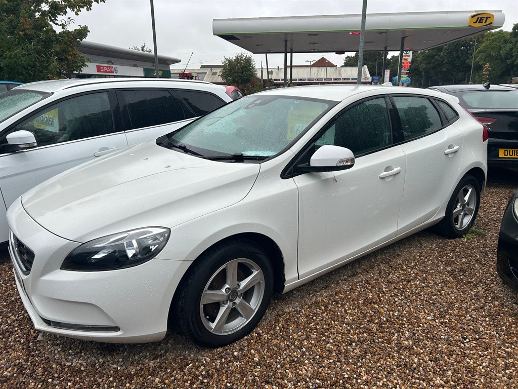 Volvo V40 Listing Image