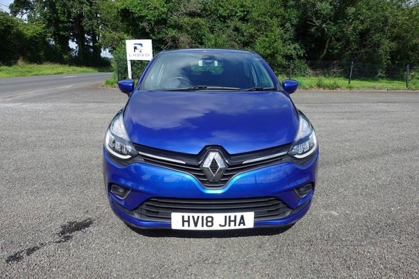 Renault Clio Listing Image