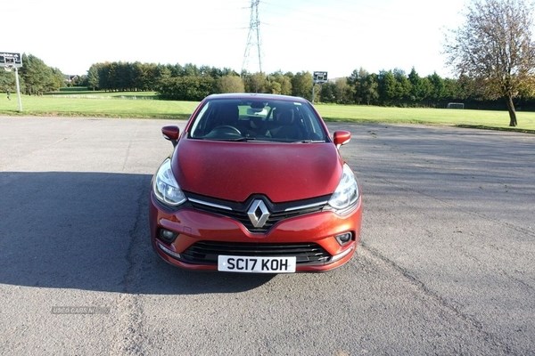 Renault Clio Listing Image