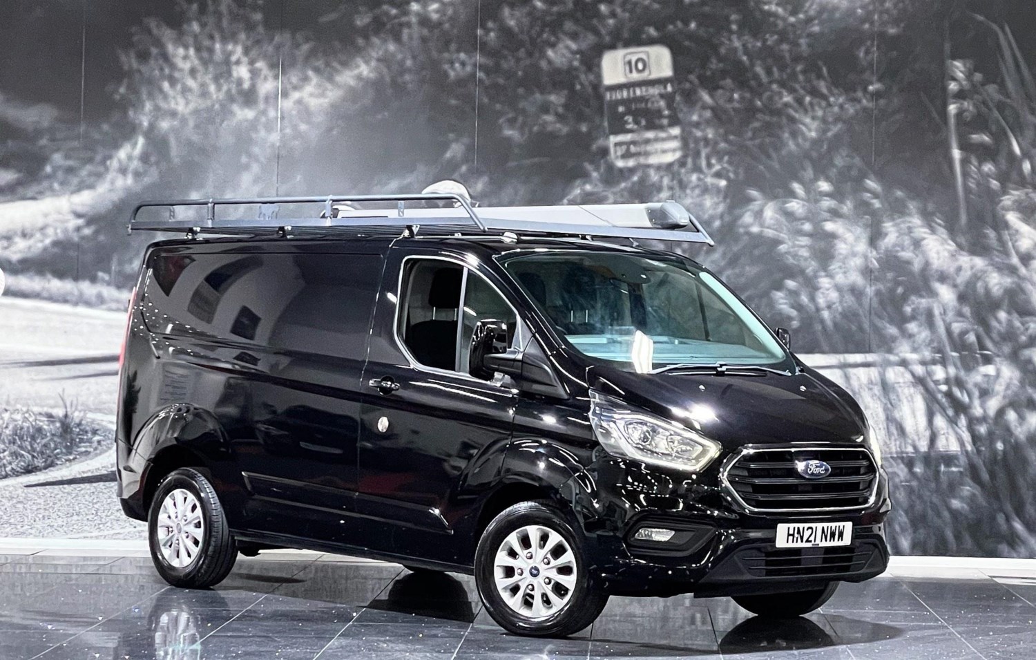 Ford Transit Custom Listing Image