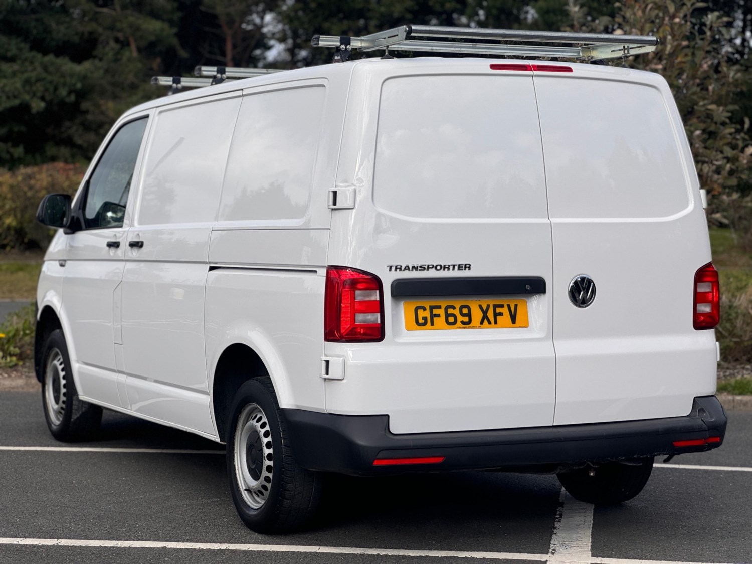 Volkswagen Transporter Listing Image