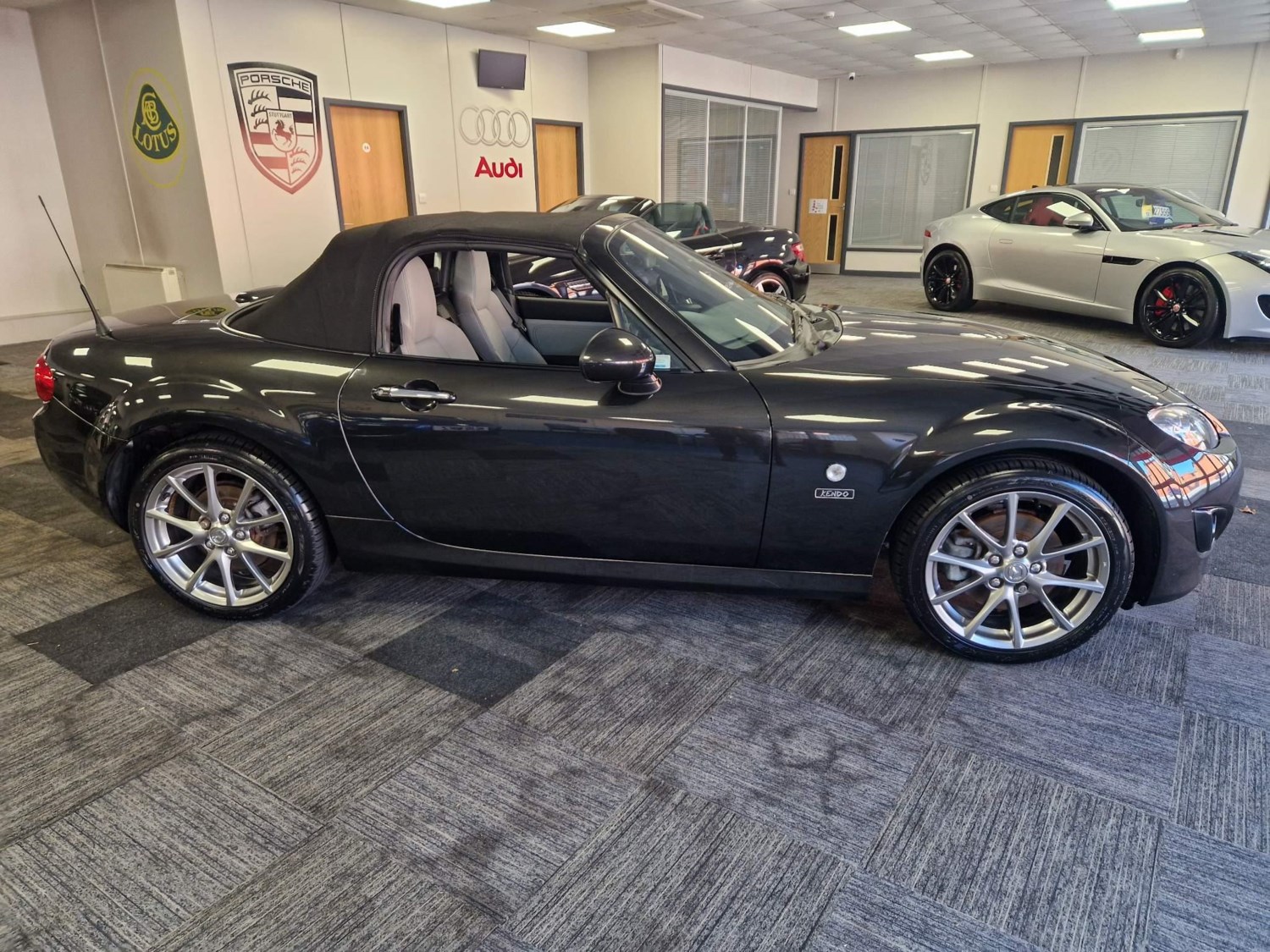 Mazda MX-5 Listing Image