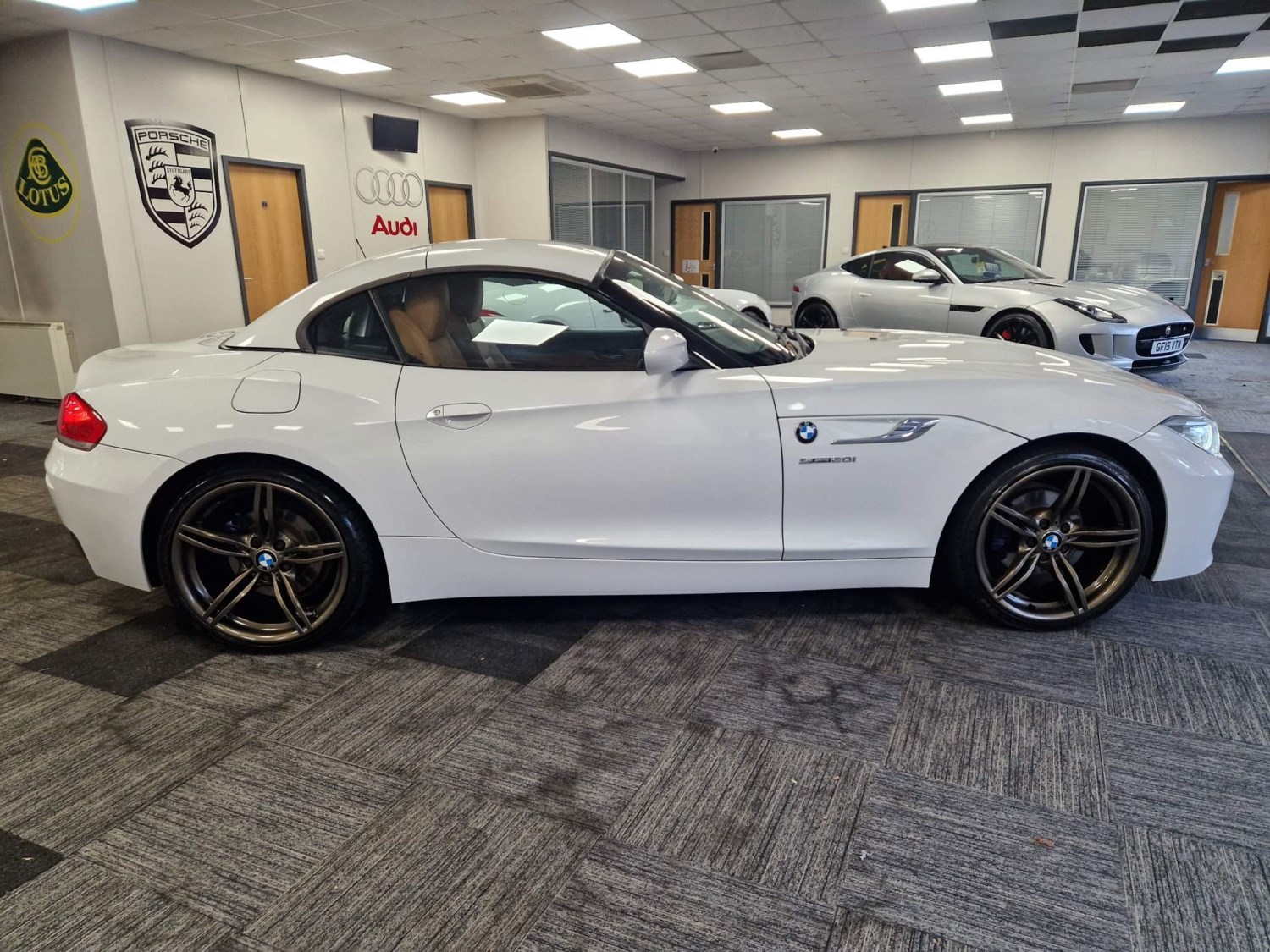 BMW Z4 Listing Image