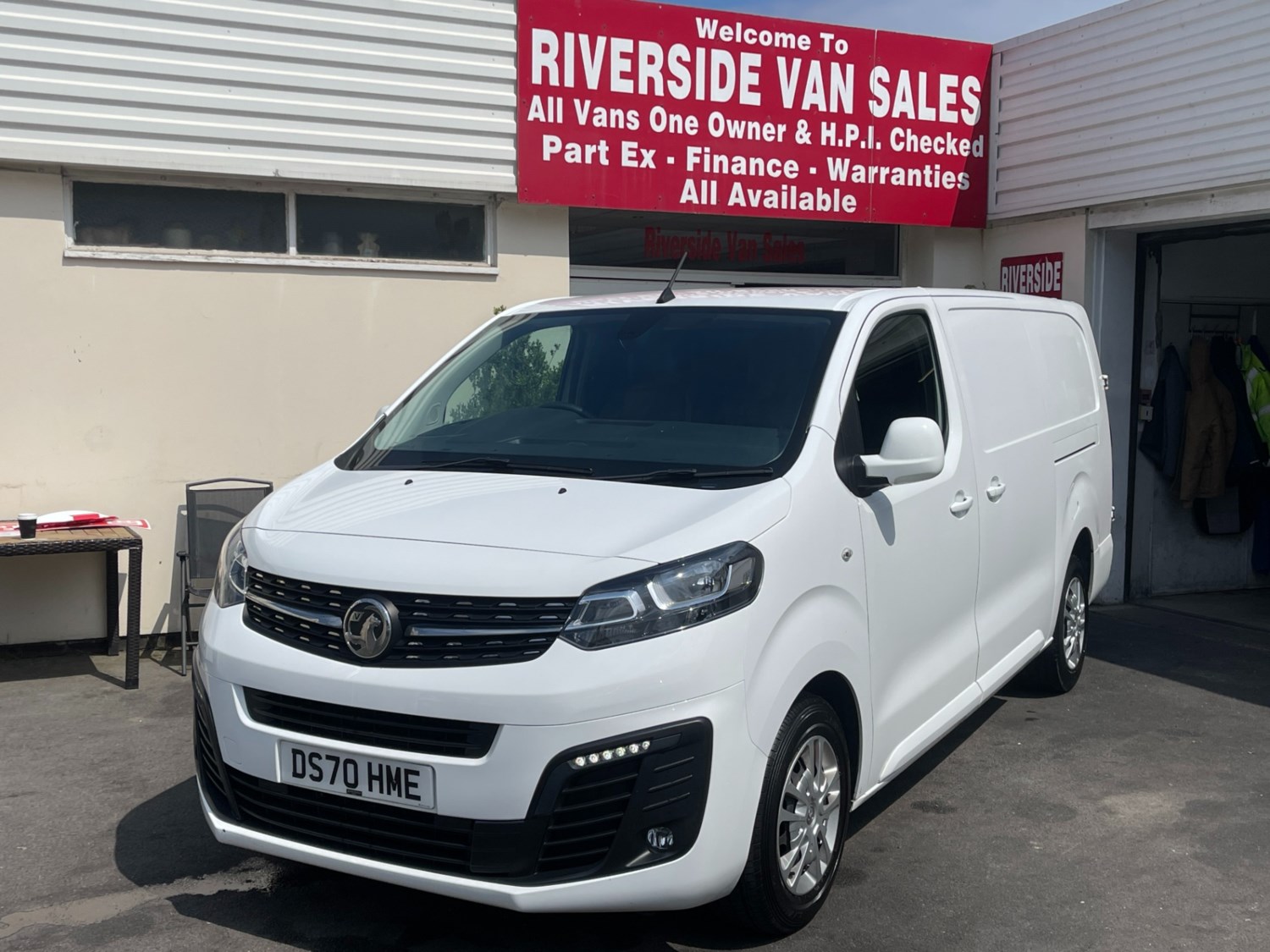 Vauxhall Vivaro Listing Image