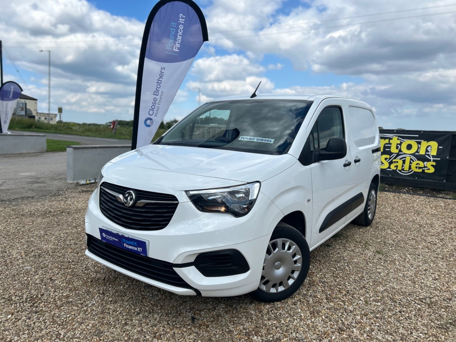 Vauxhall Combo Listing Image