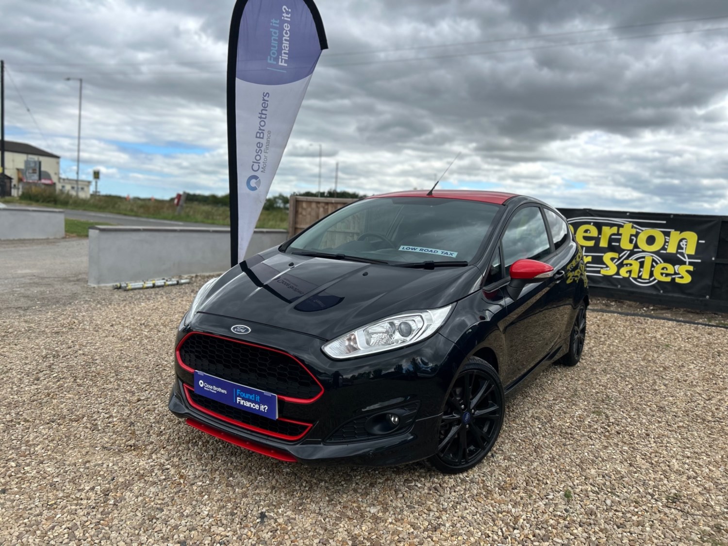 Ford Fiesta Listing Image