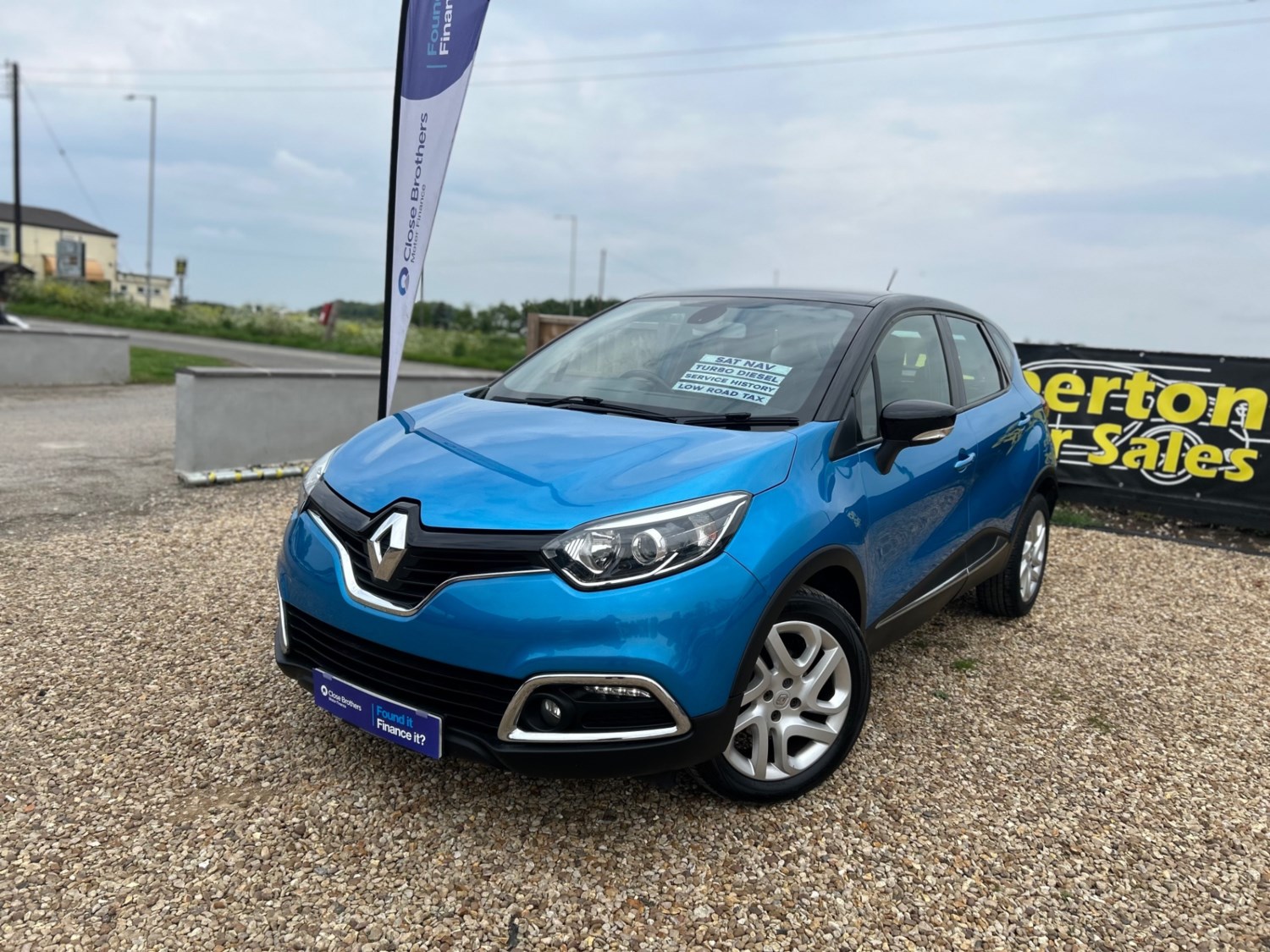 Renault Captur Listing Image