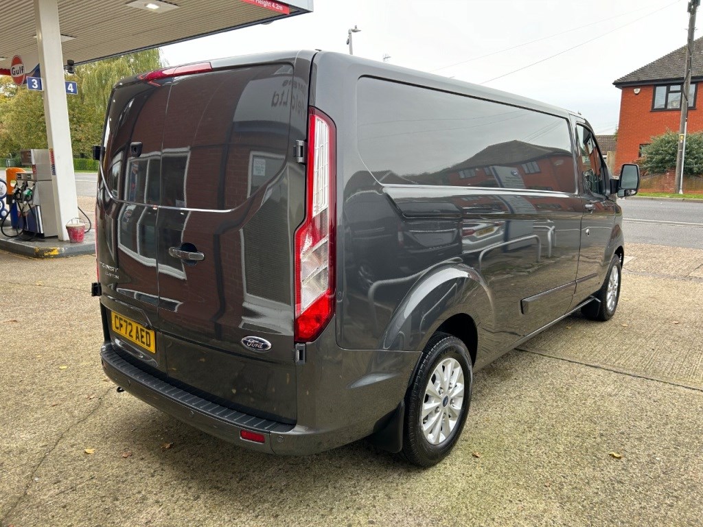 Ford Transit Custom Listing Image