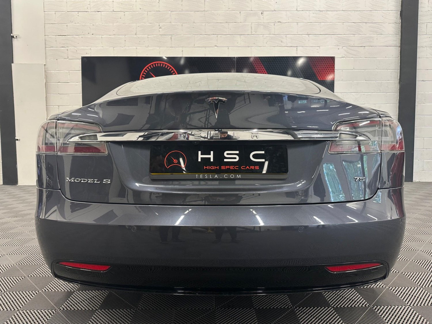 Tesla Model S Listing Image