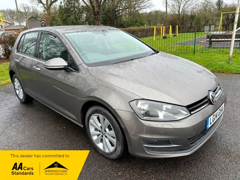 Volkswagen Golf Listing Image