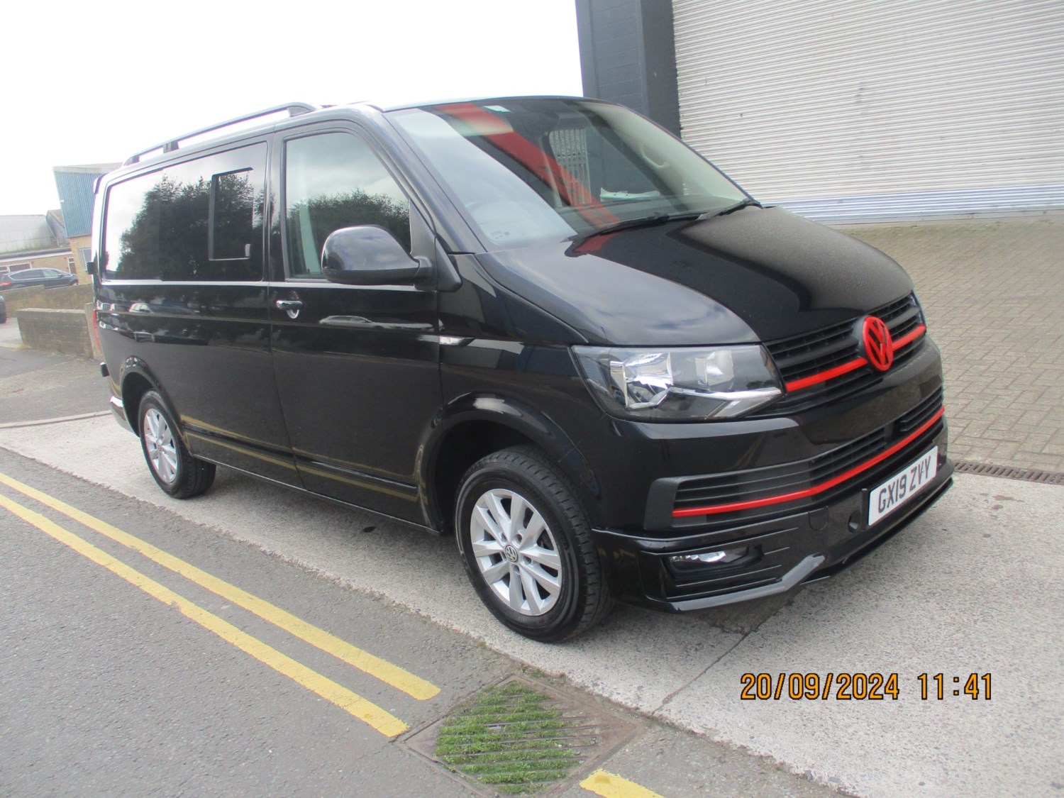 Volkswagen Transporter Listing Image