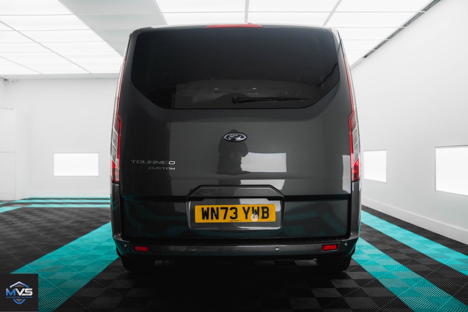 Ford Tourneo Custom Listing Image