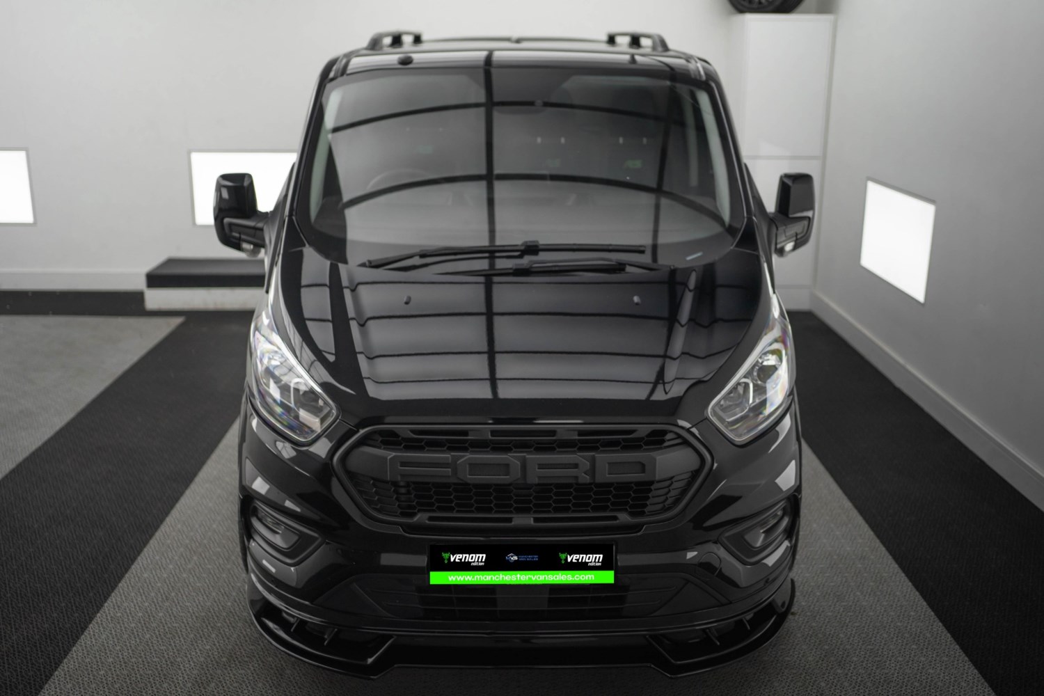 Ford Transit Custom Listing Image