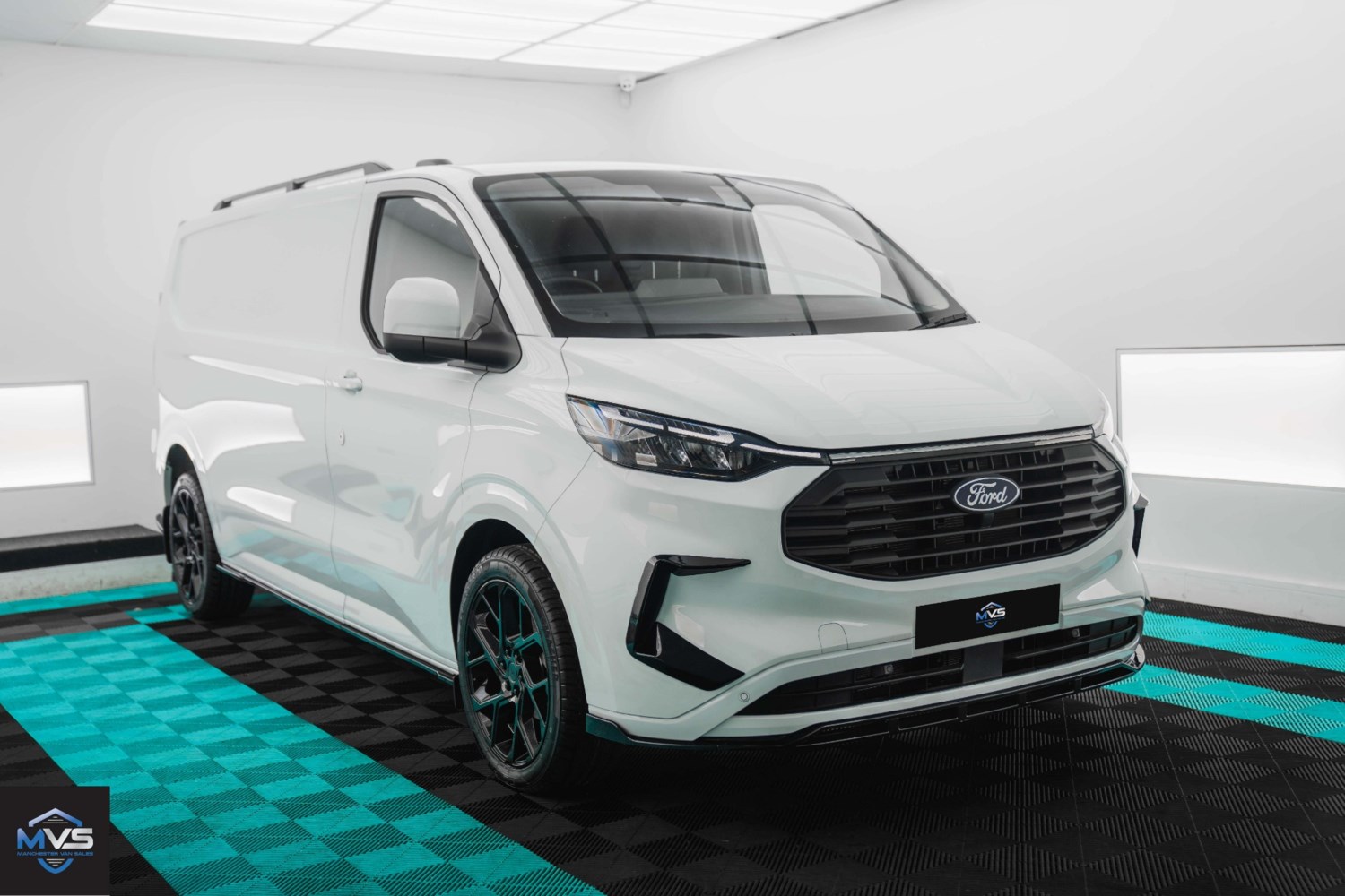 Ford Transit Custom Listing Image