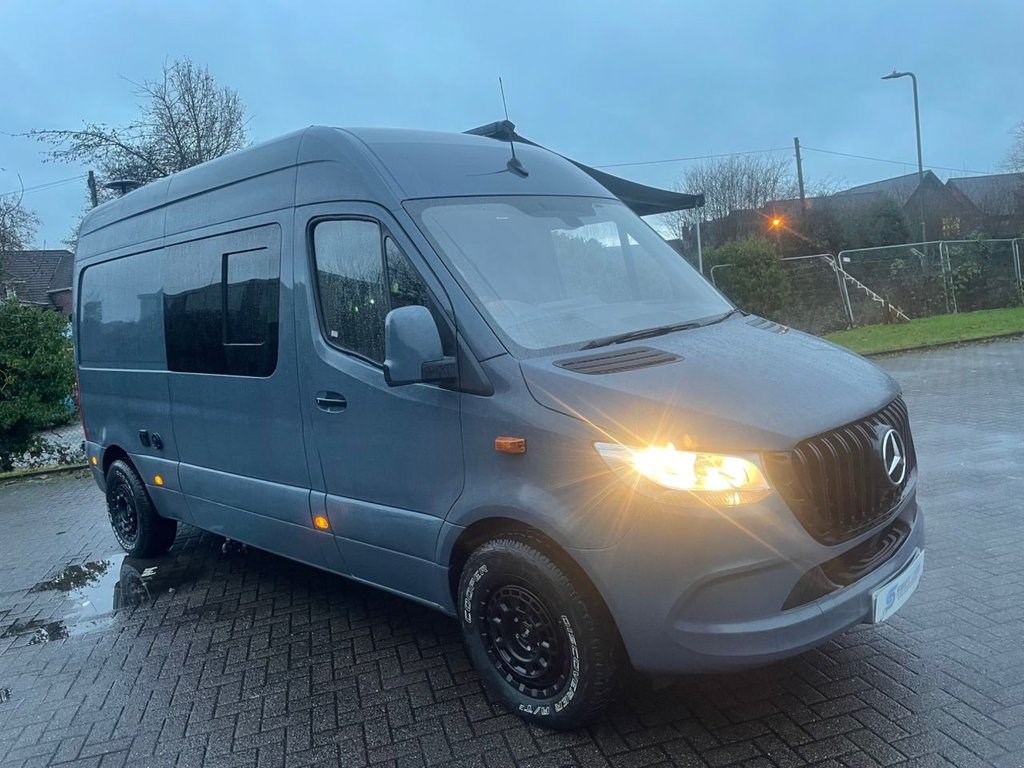 Mercedes-Benz Sprinter Listing Image