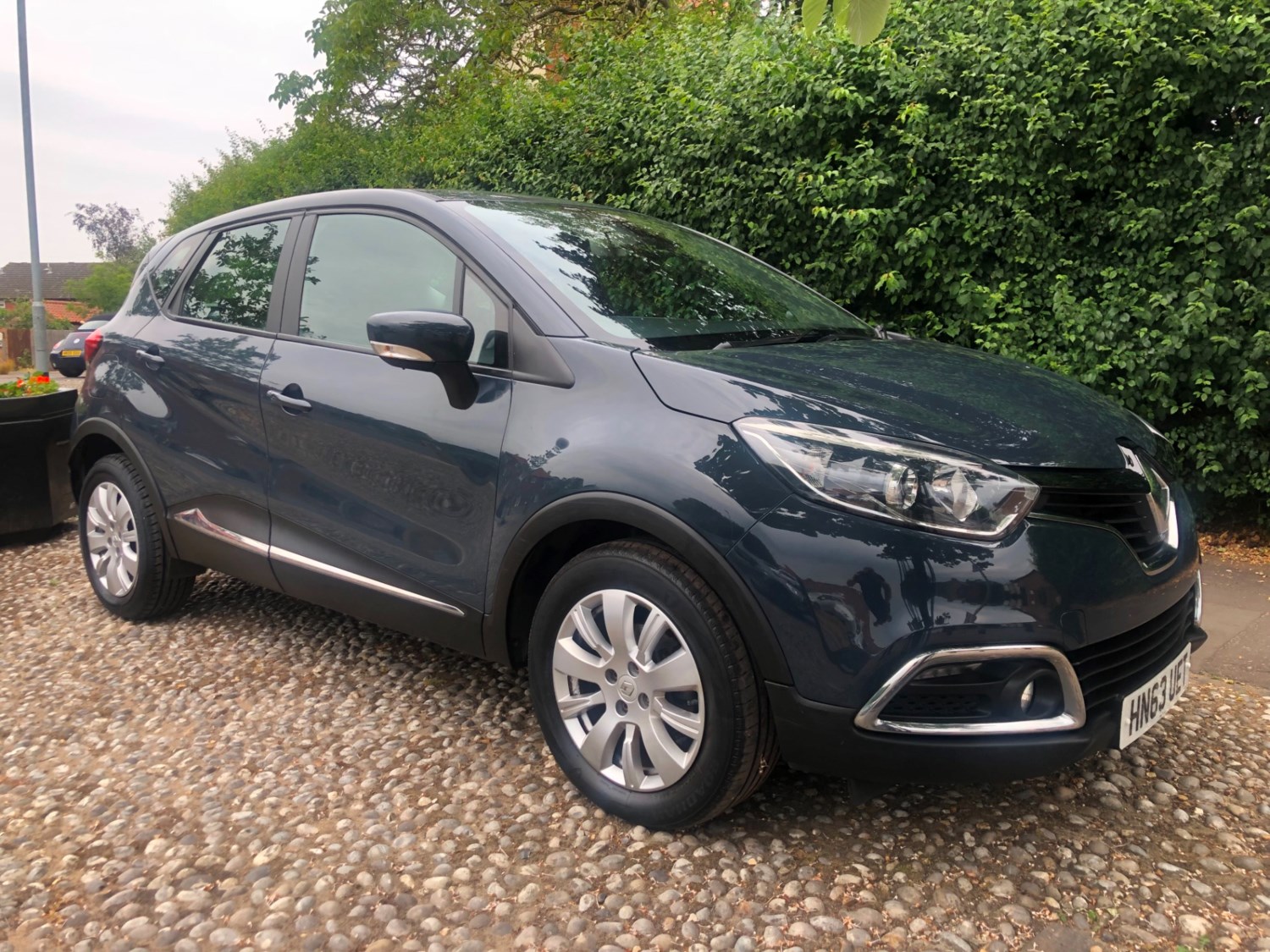 Renault Captur Listing Image