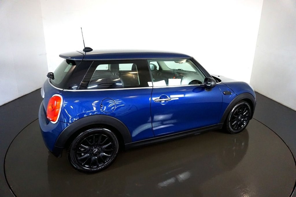 MINI Hatch Listing Image