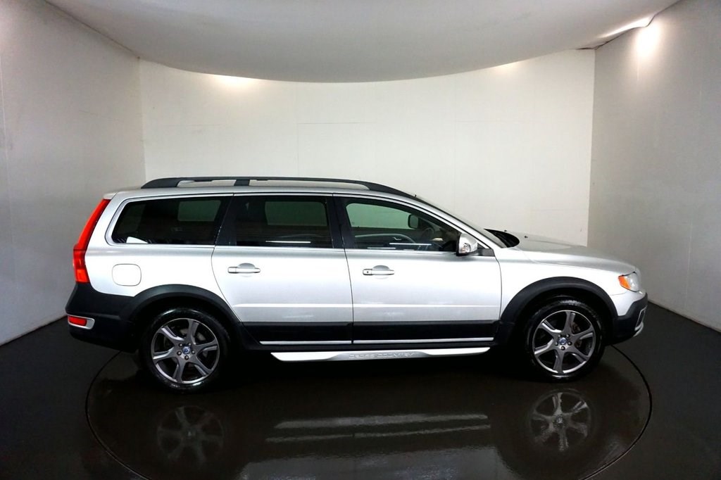 Volvo XC70 Listing Image