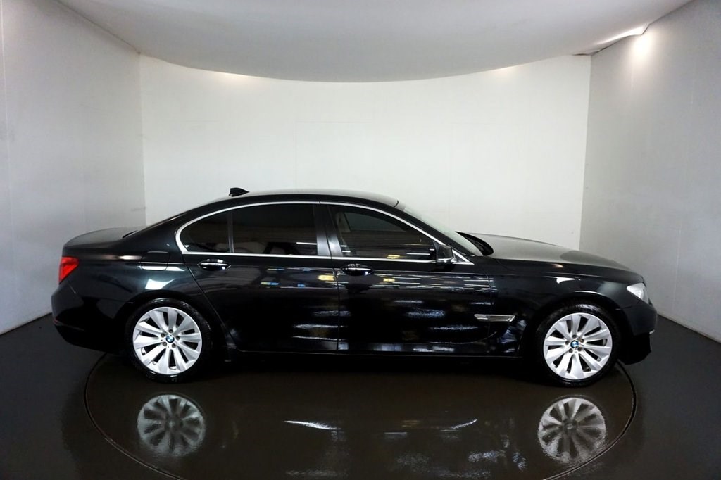 BMW 7 Series Listing Image