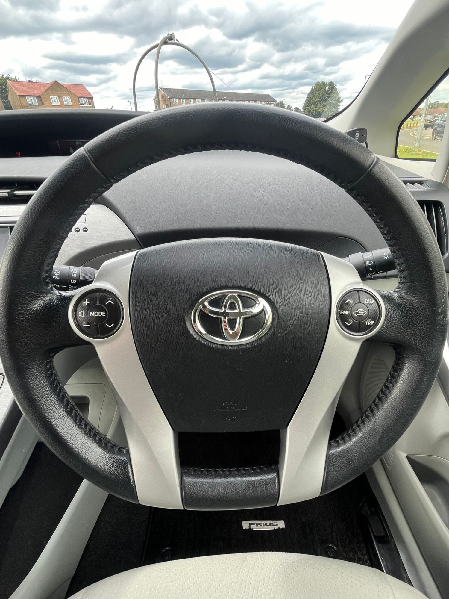 Toyota Prius Listing Image