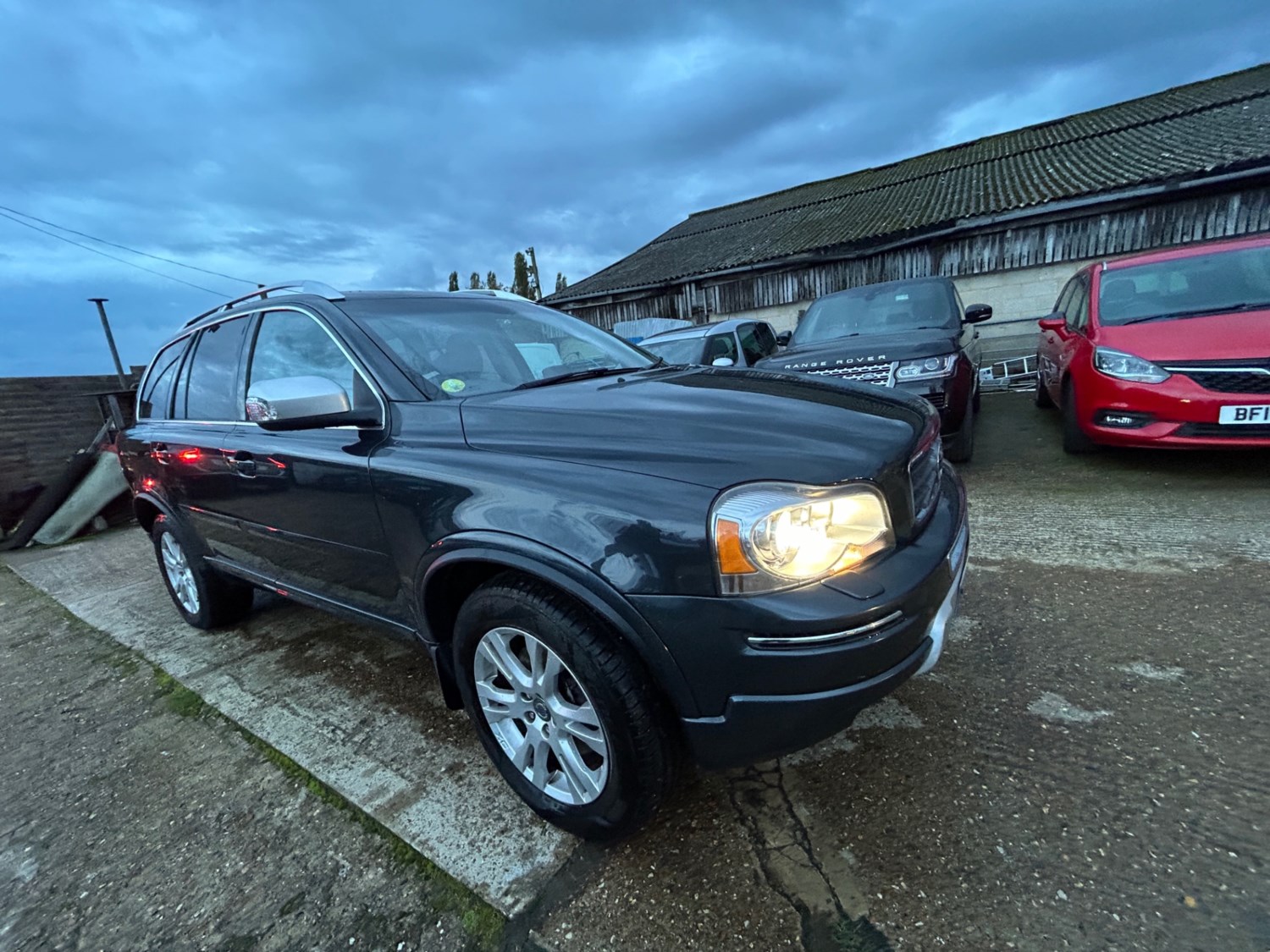 Volvo XC90 Listing Image