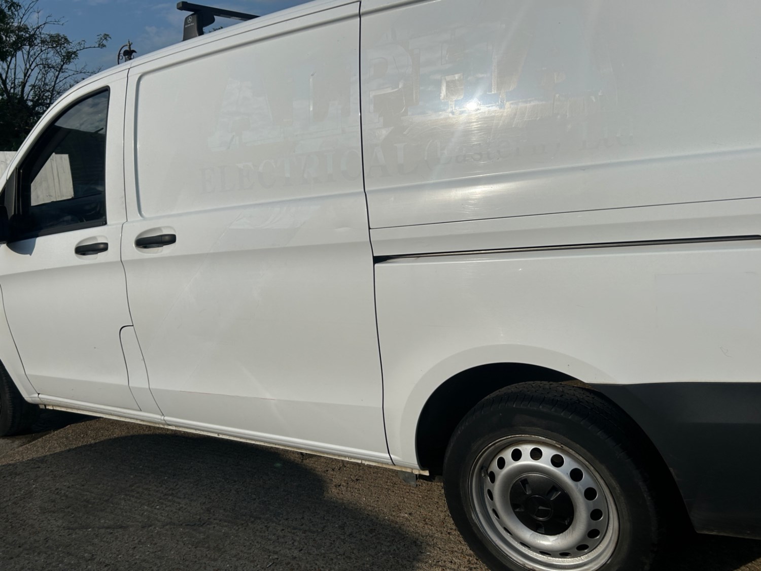 Mercedes-Benz Vito Listing Image