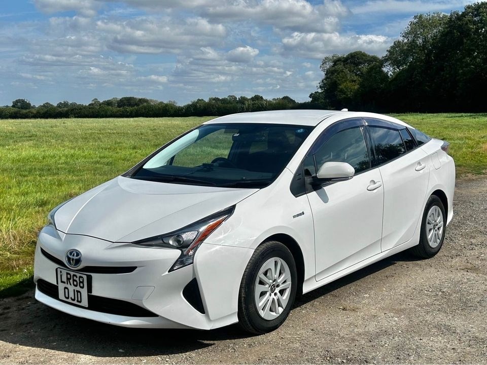 Toyota Prius Listing Image