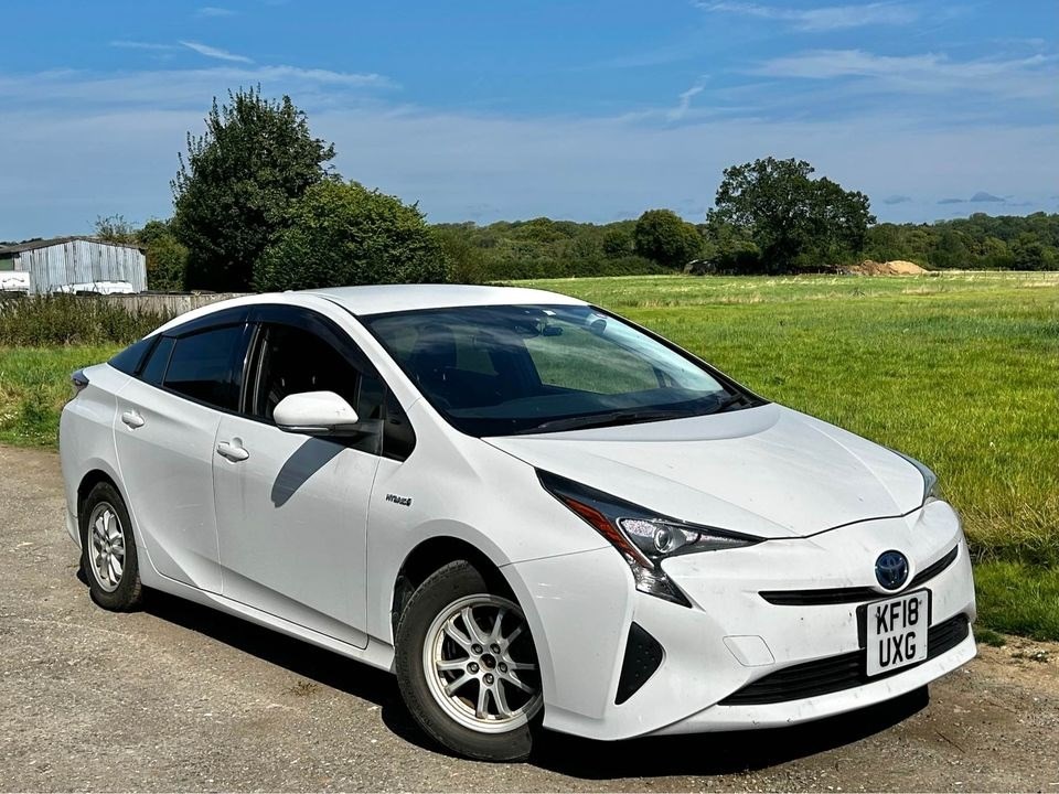 Toyota Prius Listing Image