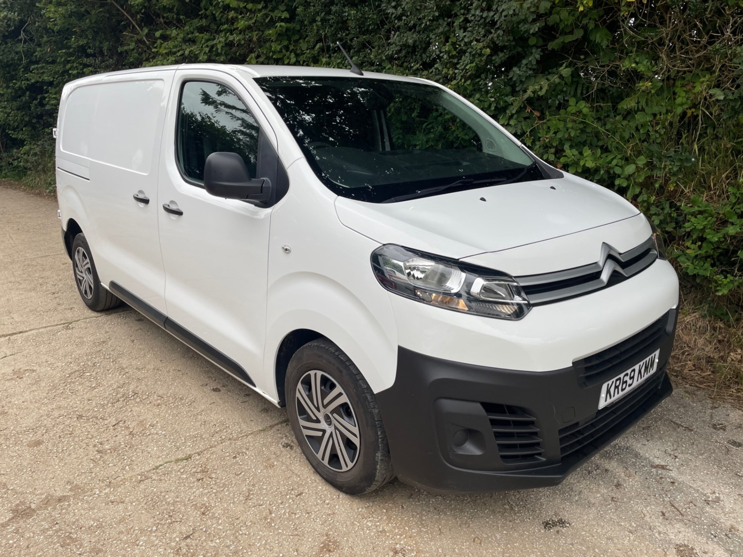 Citroen Dispatch Listing Image