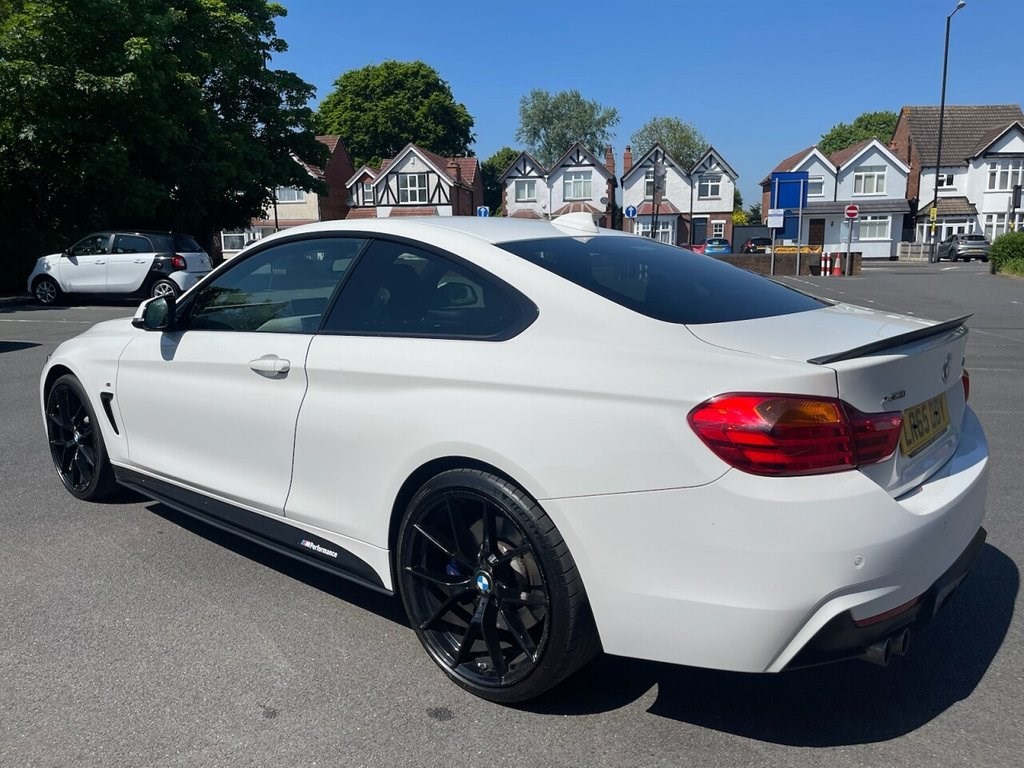 BMW 4 Series Listing Image