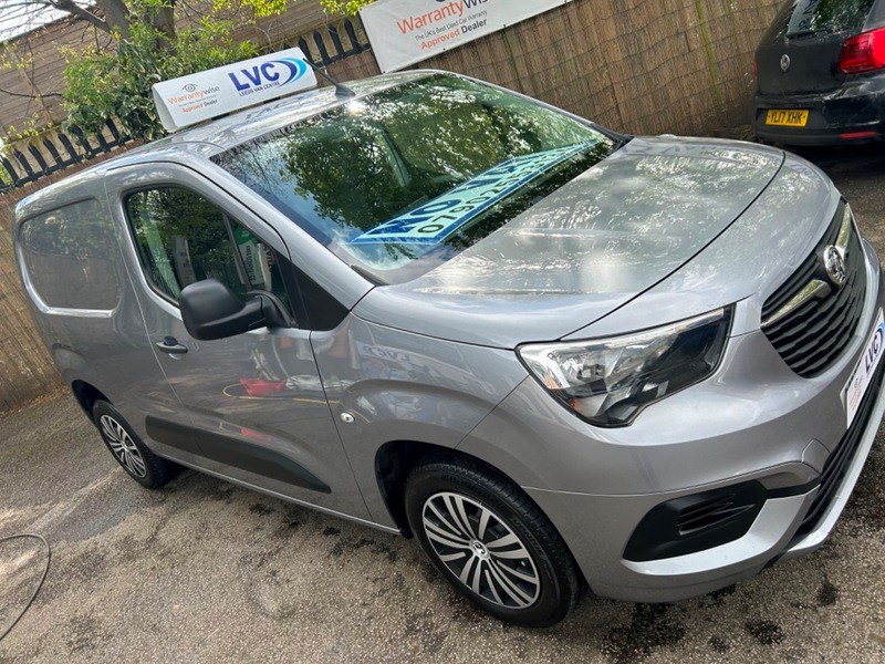 Vauxhall Combo Listing Image