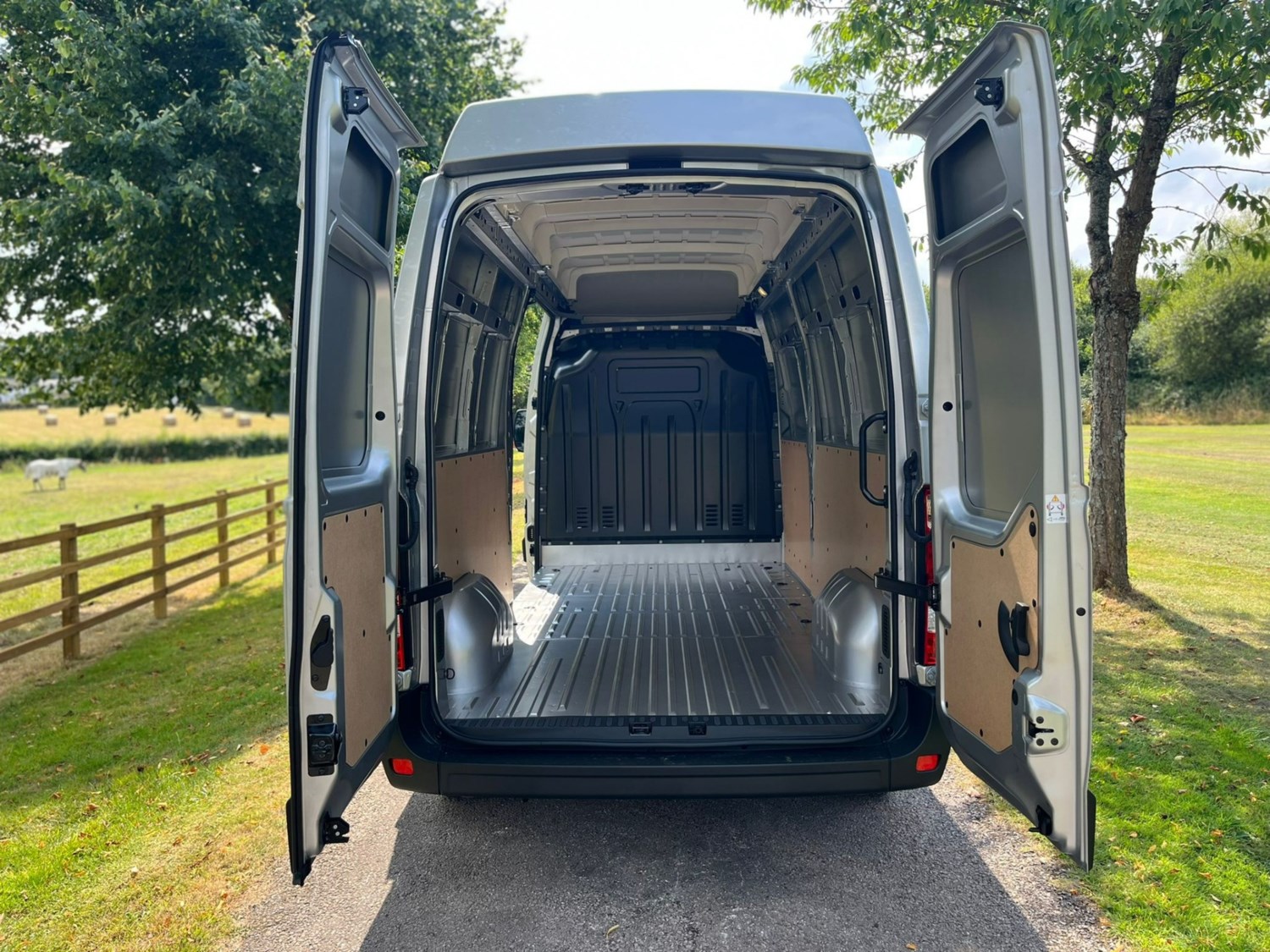 Renault Master Listing Image