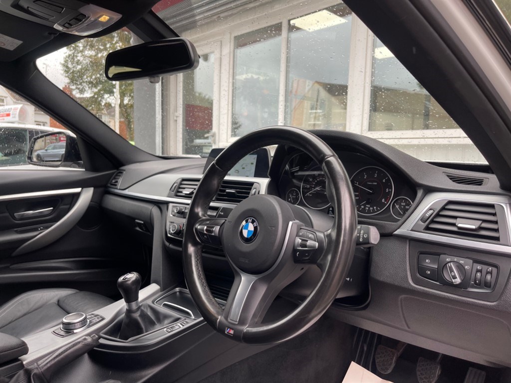 BMW 3 Series Listing Image