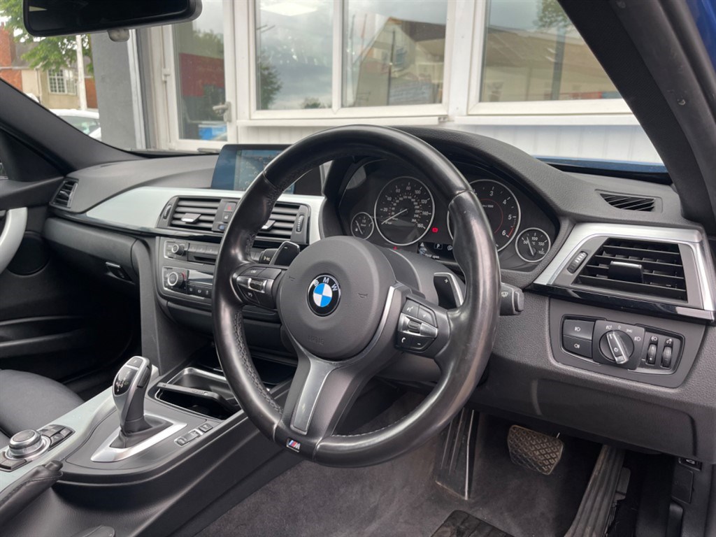 BMW 3 Series Listing Image