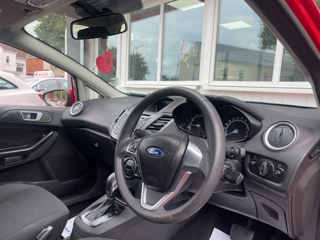 Ford Fiesta Listing Image