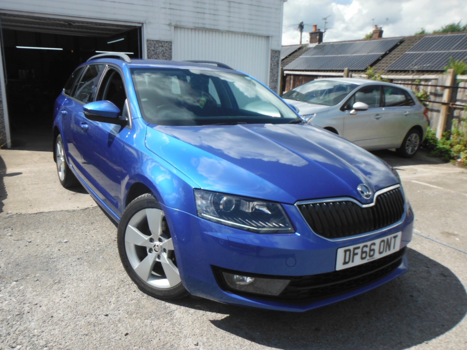 Skoda Octavia Listing Image