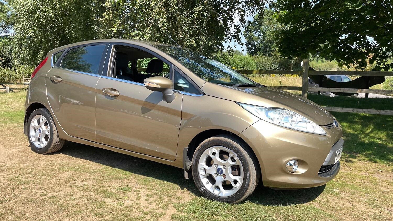 Ford Fiesta Listing Image