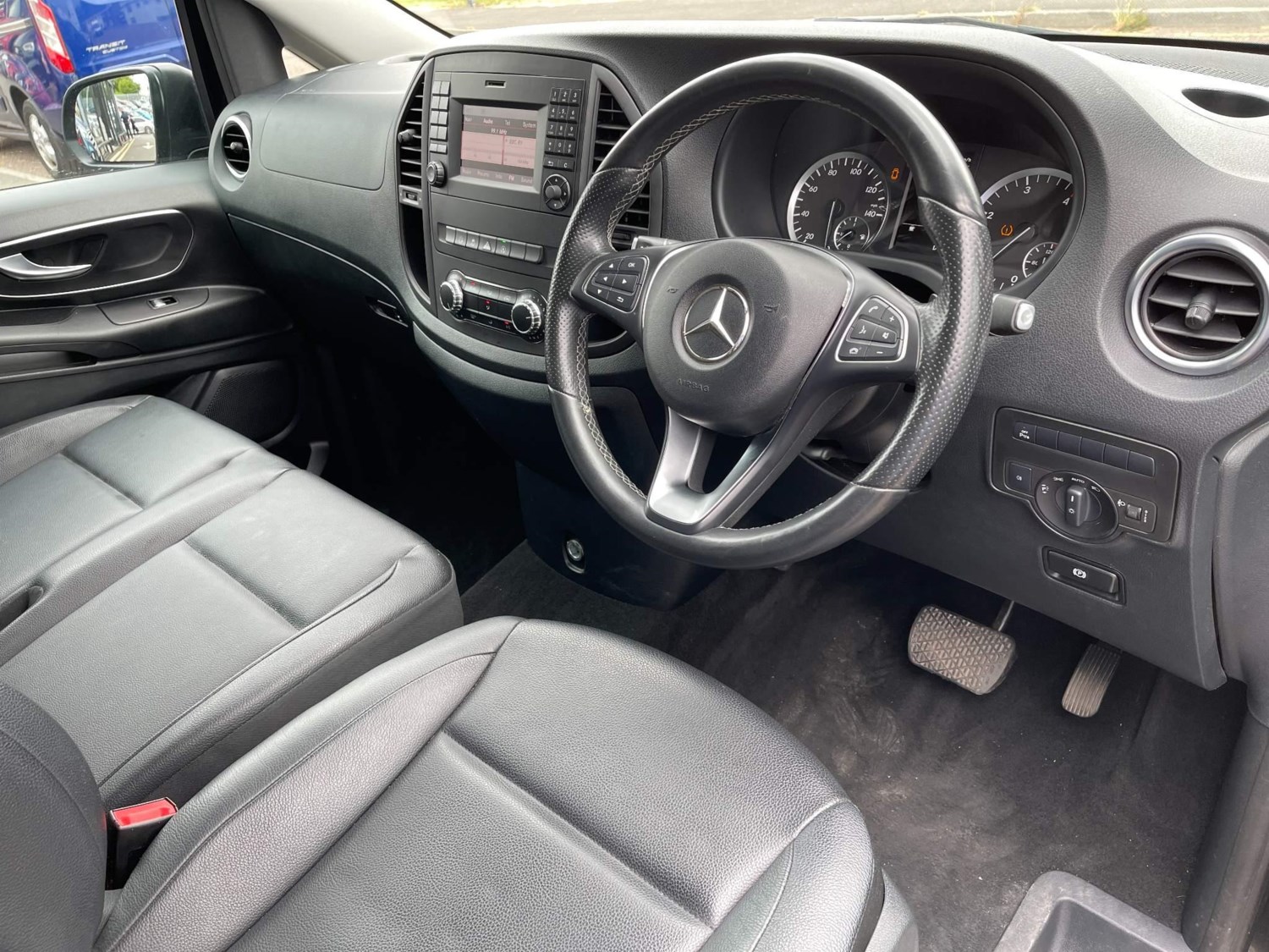 Mercedes-Benz Vito Listing Image